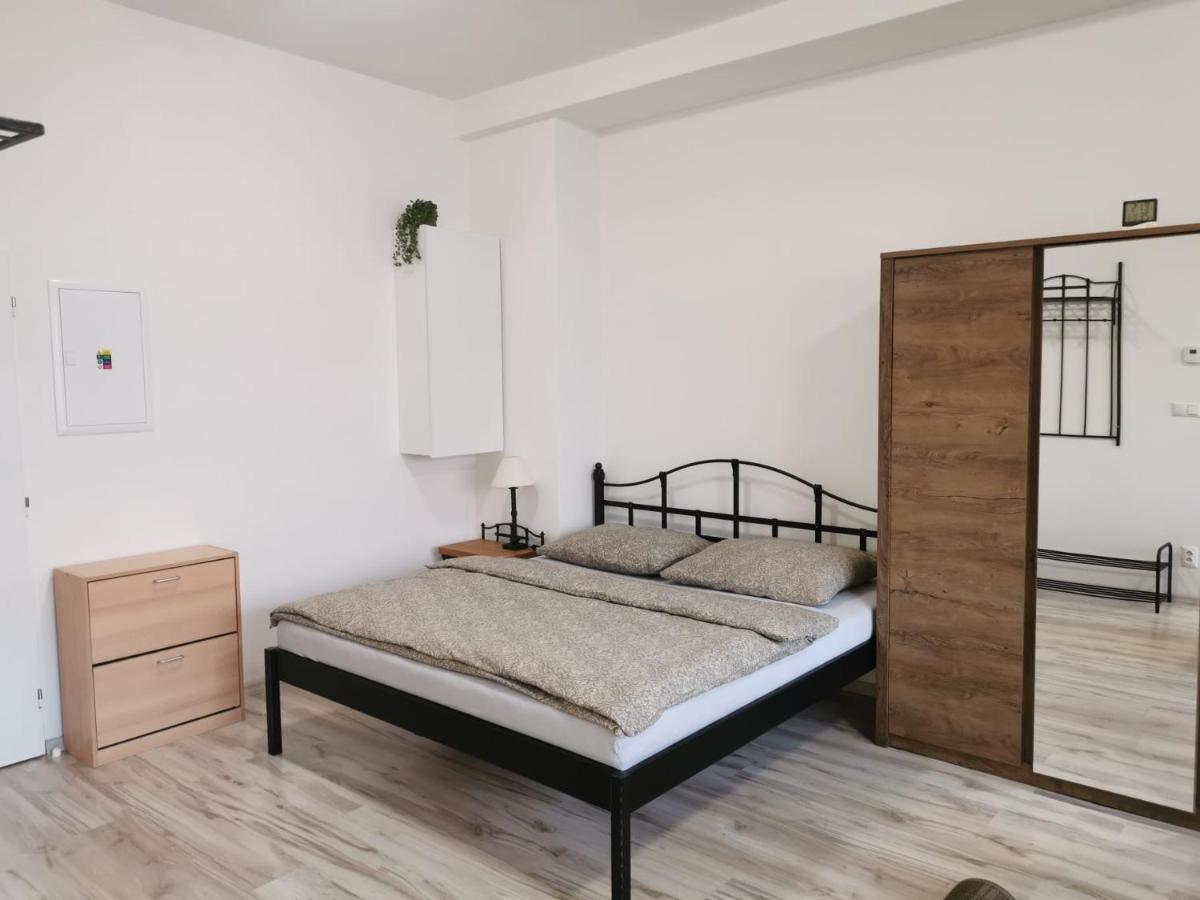 Apartament Liptovský Mikuláš Buitenkant foto